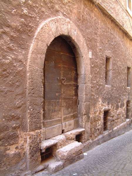 Portali e chiavi di volta